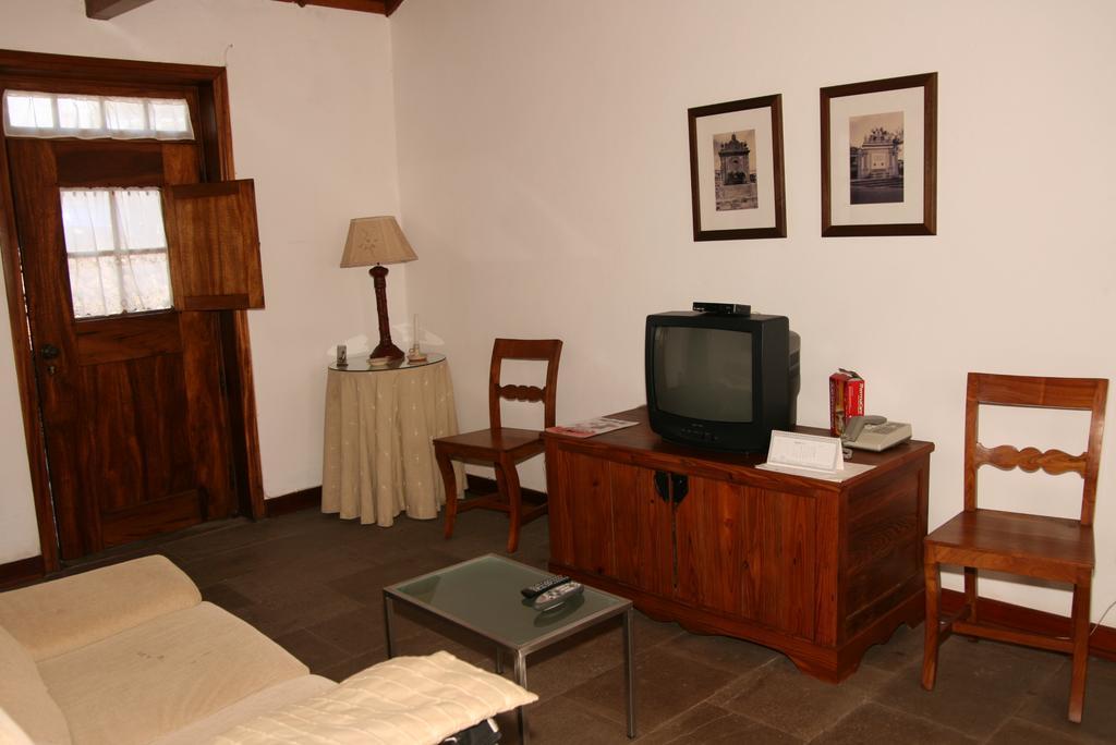 Quinta Dos Figos "5 Trevos Gold" Villa Praia da Vitoria Phòng bức ảnh